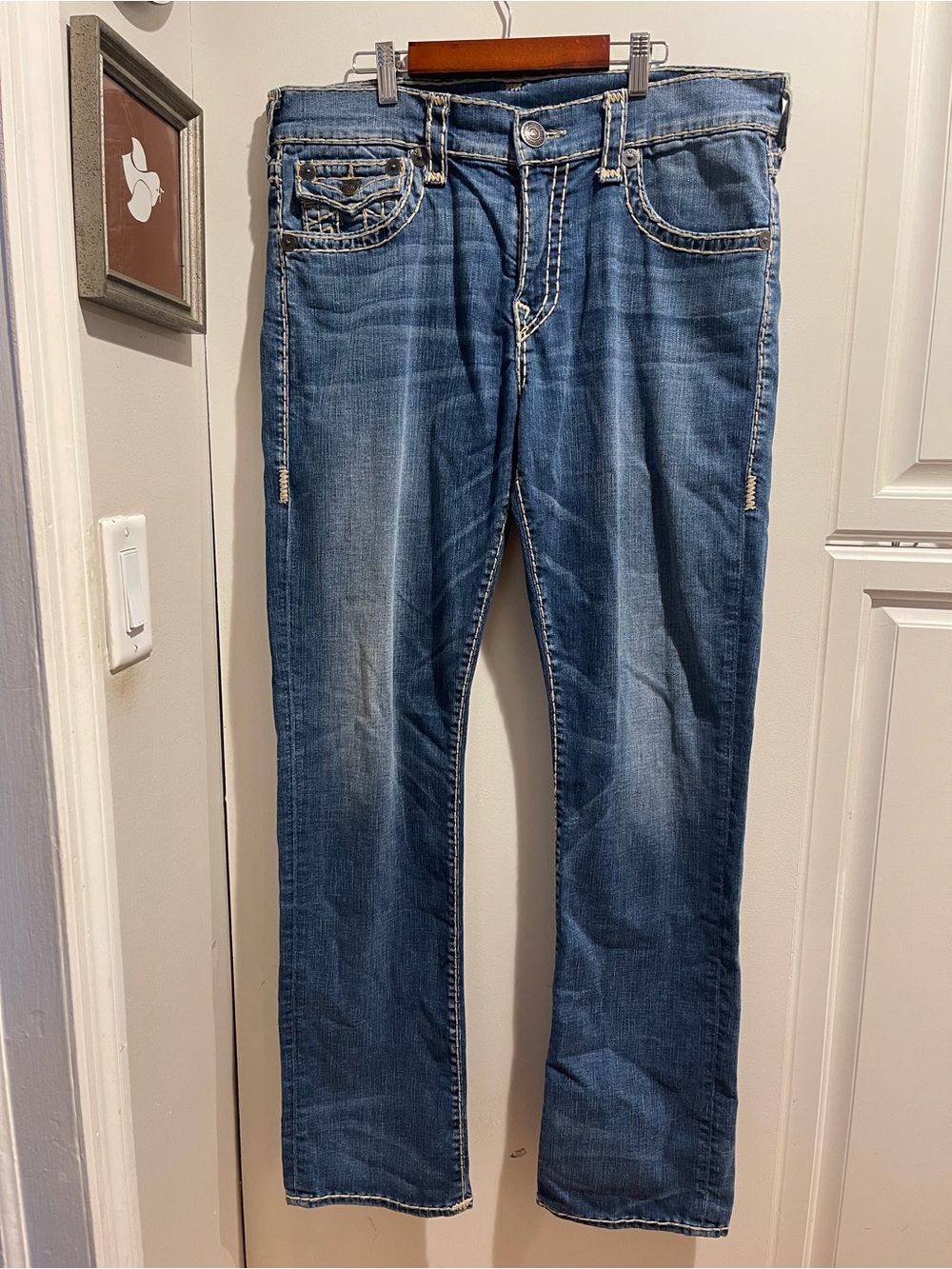 TRUE RELIGION JEANS Medium Wash Mens Ricky Relaxed Straight Fit 34x32